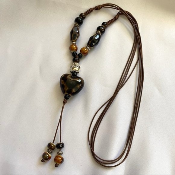 Urban Outfitters Jewelry - 💕Last one Boho Ceramic Pendant Necklace
